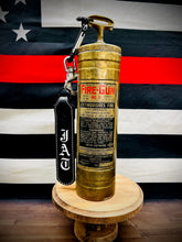 Load image into Gallery viewer, SCBA Quick Release Leather Swivel Shackle