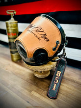 Load image into Gallery viewer, SCBA Quick Release Leather Swivel Shackle