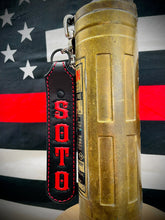 Load image into Gallery viewer, SCBA Quick Release Leather Swivel Shackle