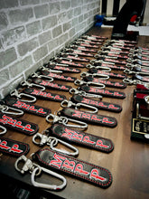 Load image into Gallery viewer, SCBA Quick Release Leather Swivel Shackle