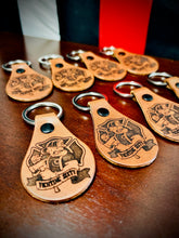 Load image into Gallery viewer, Custom Leather Keychain