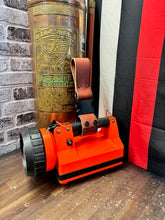 Load image into Gallery viewer, Firefighter Leather Box Light Quick Release Clip