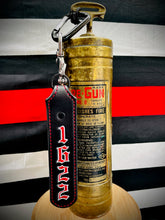 Load image into Gallery viewer, SCBA Quick Release Leather Swivel Shackle