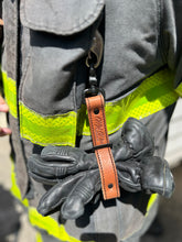 Load image into Gallery viewer, Glove Strap (Lil’G) 9"