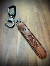 Load image into Gallery viewer, SCBA Quick Release Leather Swivel Shackle