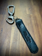 Load image into Gallery viewer, SCBA Quick Release Leather Swivel Shackle