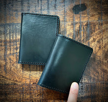 Load image into Gallery viewer, Bifold Black Leather Wallet w/ Vertical Pockets
