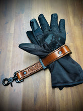 Load image into Gallery viewer, Glove Strap (Lil’G) 9&quot;
